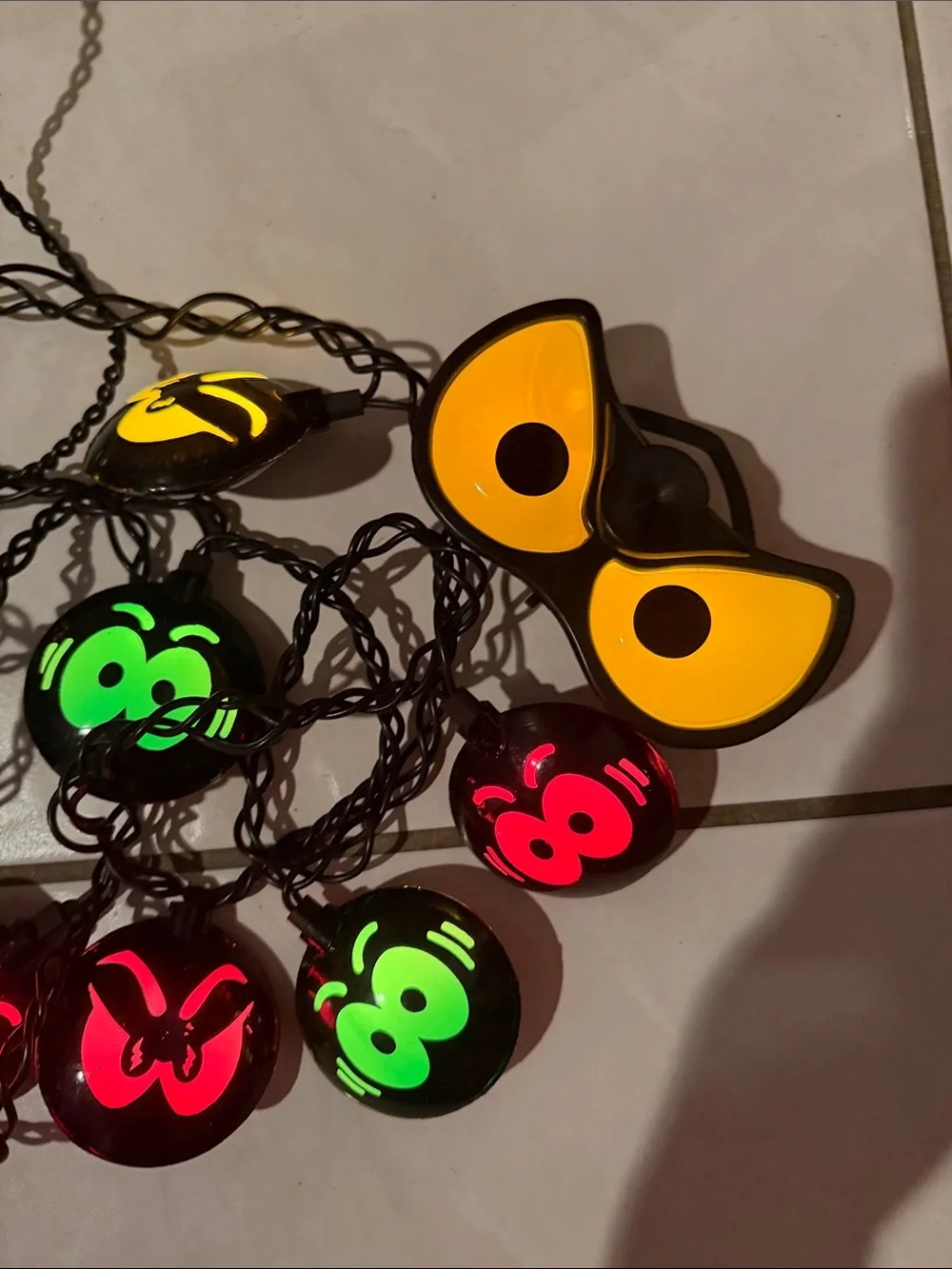 Vtg Eerie Eyes Set Fun World String Lights Blow Mold Halloween & 2 Blinking Eyes